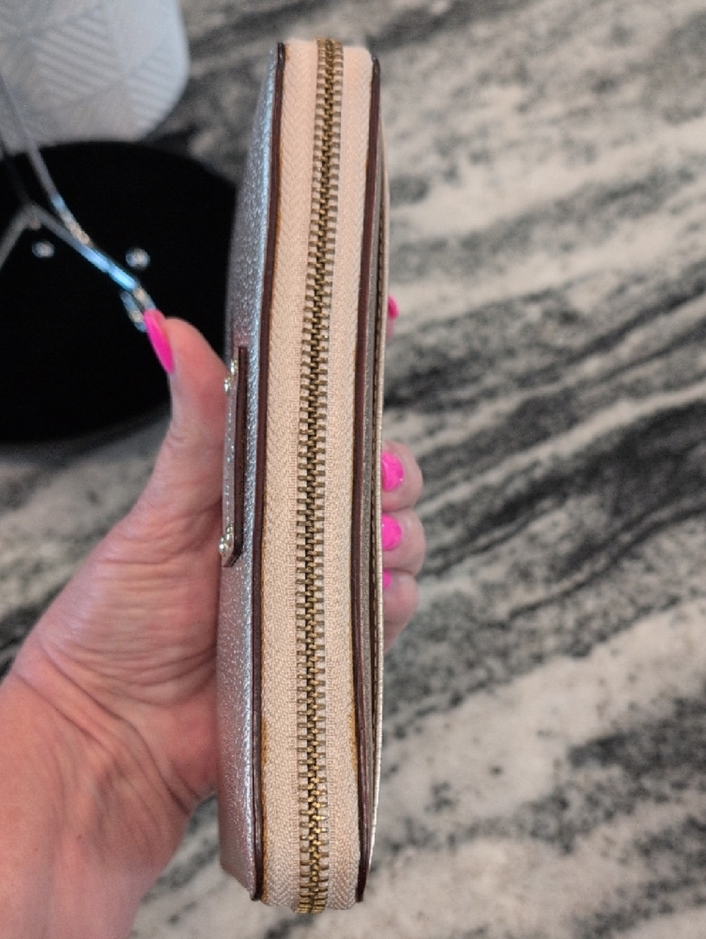 kate spade ♠️ Wellesley Neda Metallic Rose Gold Zip-Around Wallet - Picture 5 of 8